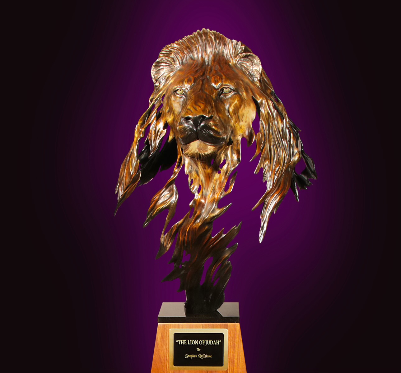 Front view of the bronze Lion of Judah sculpture